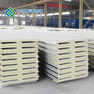 کیفیت  Polyurethane Insulated Roof Panels Perfect Combination Of Strength And Insulation کارخانه