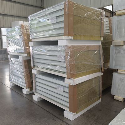 کیفیت  A-Class PU Foam Sandwich Panels 50mm Thermal Insulation کارخانه