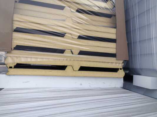 کیفیت  Fire Resistance Class B1 PIR Roof Panels with Customizable Length Up To 11960 Meters and Thermal Conductivity ≤0.02W/m·K کارخانه